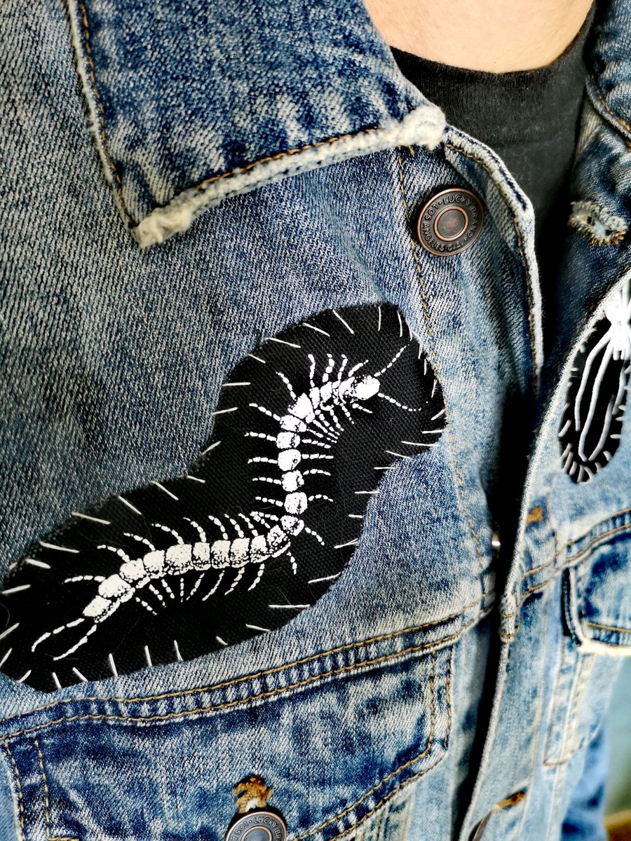 shop_pnd's tweet photo. Centipide patch available now!

#punk #patches #punkpatches #animalrights #fabric #gothic #screenprint #closeup #sewonpatches #patchesforjackets #animal #centipide https://t.co/uK8AS75TZq