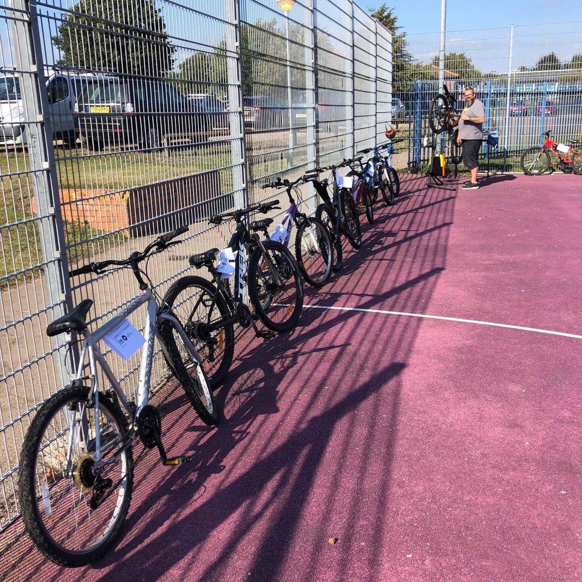MonkwickMoving's tweet photo. You can still book your slot for our FREE ‘Learn to ride’ sessions for pre-school youngsters and their parents that are happening today from 2:00 pm to 5:30pm!
Just go to: https://t.co/S96GgbtcLk 

#Monkwick #Colchester https://t.co/jvgPUtOhXL