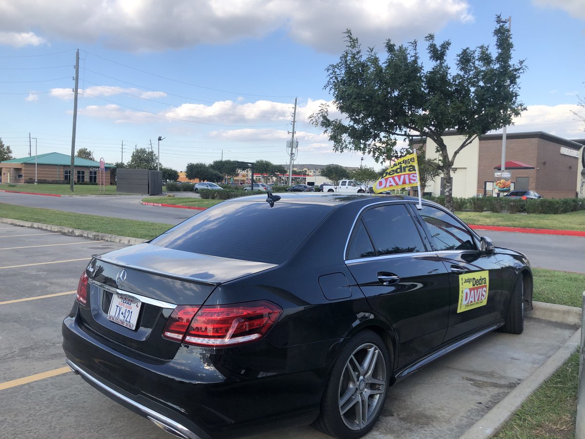 DedraDavisWins's tweet photo. I was walking up to my car and the flag was flying high. You were right, BO & DJ!
#KeepJudgeDedraDavis
PROVEN #IntegrityEfficiencyEquality
#DedraDavisWins
https://t.co/GA1UeBrCKZ
#MakingLawAndOrderEqualJustice
#DedraDavisForJudge
#Hacerlaleyyelordenseanigualesalajusticia https://t.co/eDUkF77prc