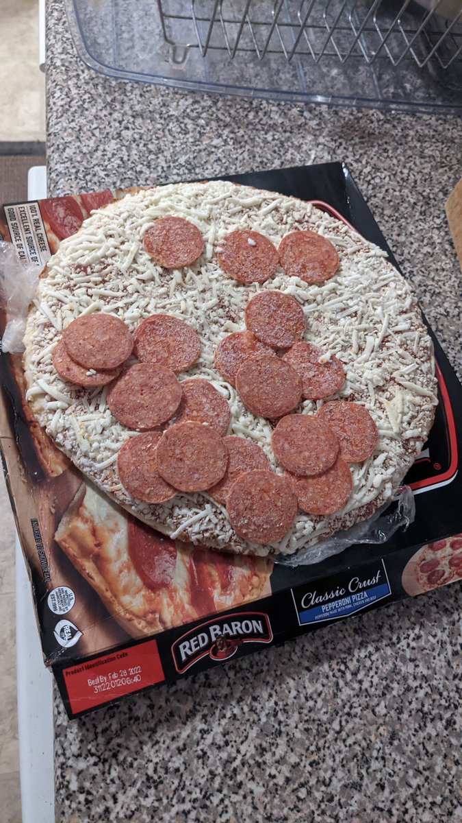 AlexaPerplexa's tweet photo. Bruh... @redbaronpizza https://t.co/KfK5uy7yQq