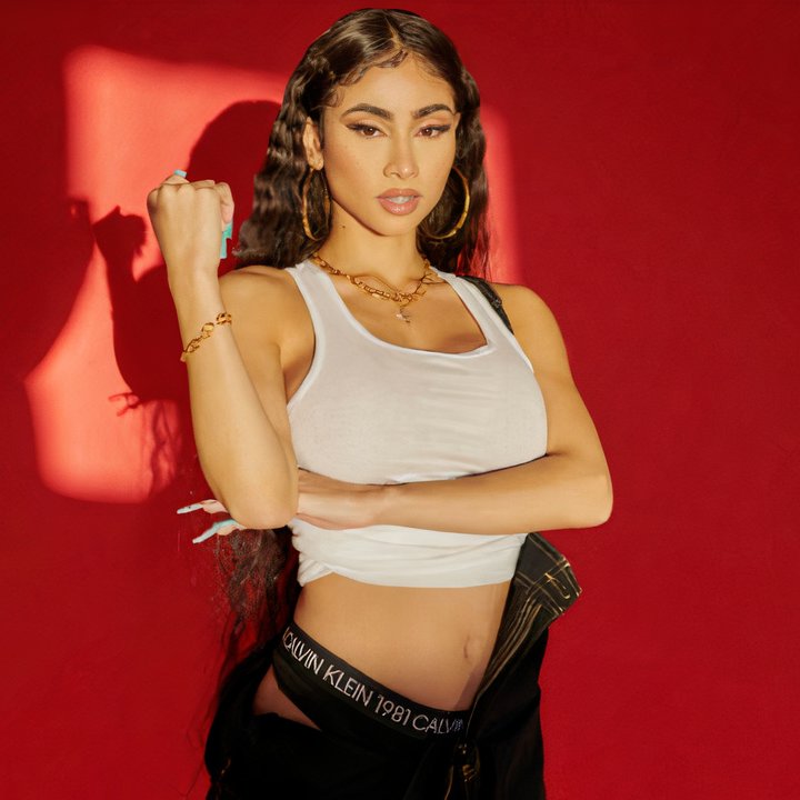 AllViralMusic's tweet photo. Billboard elige a la chilena Paloma Mami como una de las nuevas generaciones de artistas que le está brindando un giro a la música tradicional urbana con una fusión r&amp;b.🔥🇨🇱 https://t.co/3ythf4H7tQ