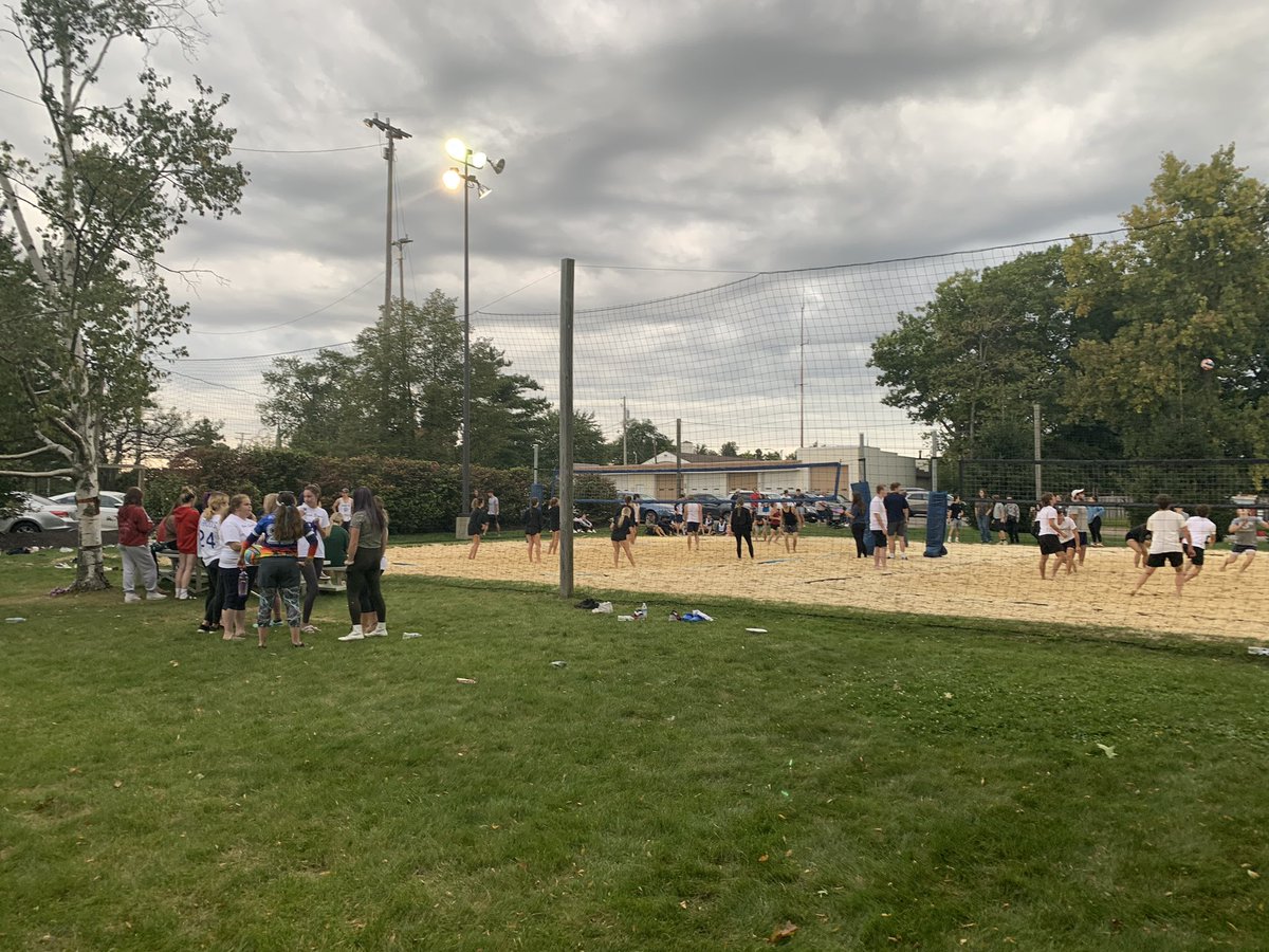 MrPuskasNorthHS's tweet photo. Thanks to @SraTalty and the Interact Club for throwing the 1st annual Back to School Volleyball tournament. Great chance for students to interact in a fun and competitive way outside of school. #WestGPride https://t.co/2WIRNQD2R9