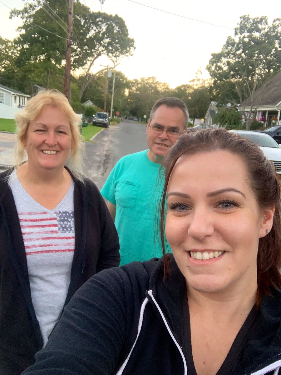 Sundays call for family walks and supporting <a href="/StJude/">St. Jude</a> #StJudeWalkRun #R400Community #T3318 #WorkSomewhereYouLove
