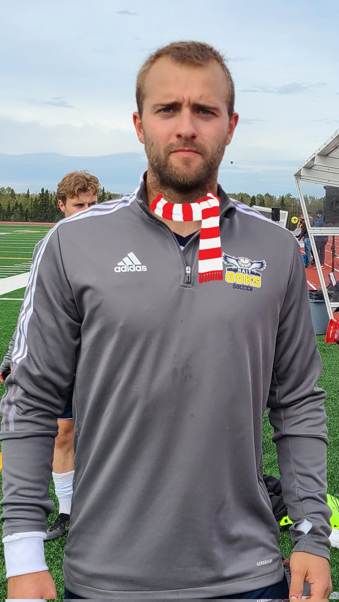 OoksMSOC's tweet photo. Off a corner kick your #ooksNAITion goes up 2-0 in the 40th minute with @mattzima13 extending his scoring streak by picking up the garbage and depositing it in the @GoRustlers net in #acac #ooks action #chasingcharlie #92nats #TimeToFly https://t.co/NOkGlUZj7C