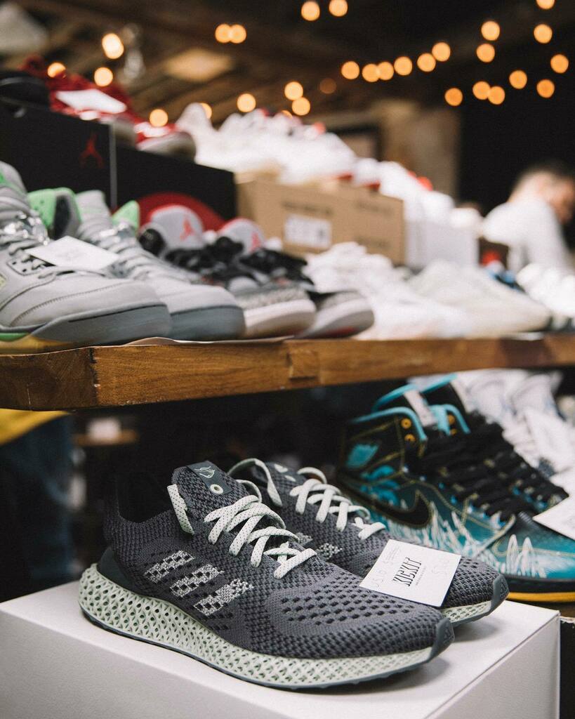 DeepSleep / Dalong Ye-Lee tweet media