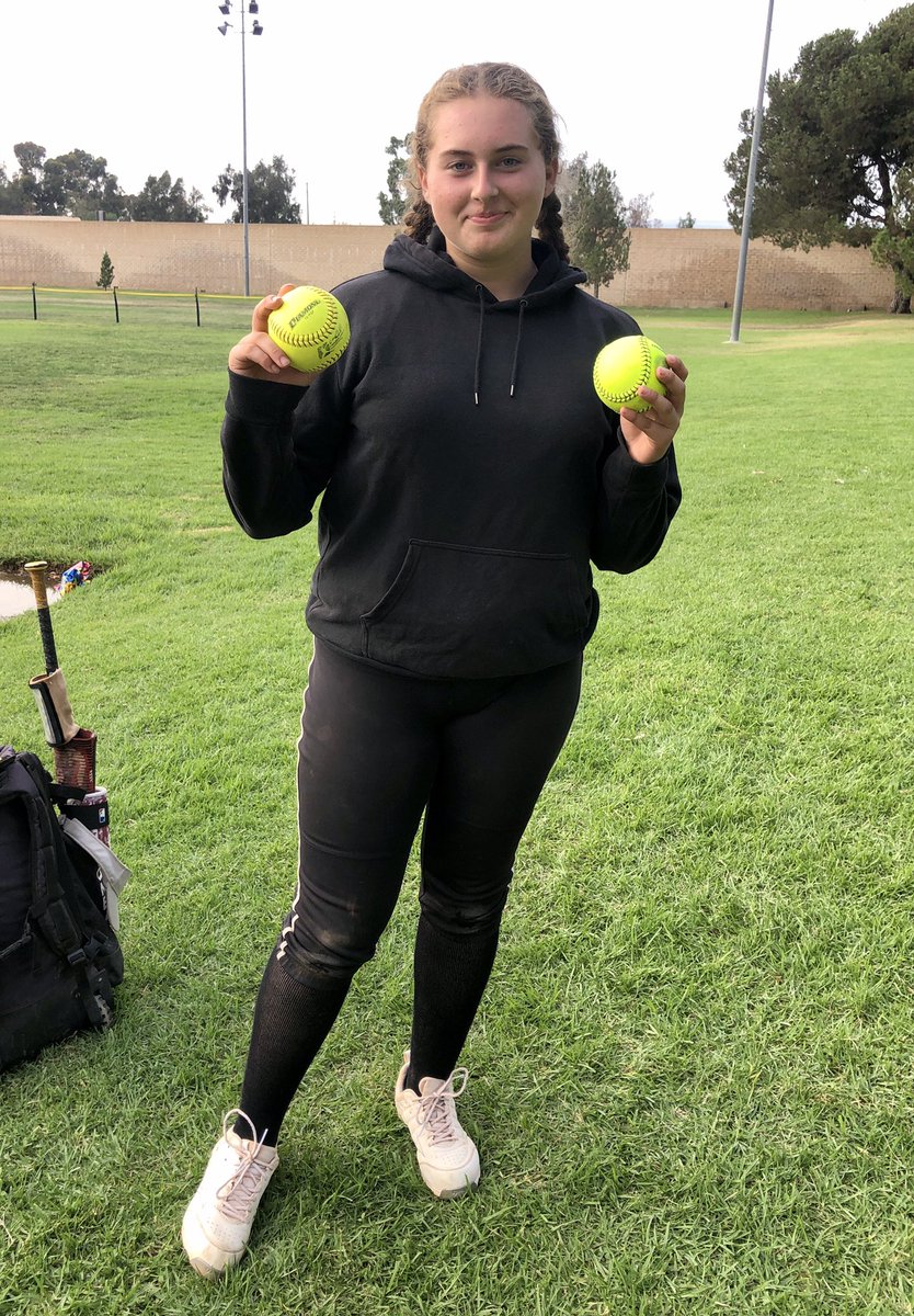 RedemptionSB's tweet photo. 🚀 💣Shaylee Scripter 2026💣🚀
 🚨🚨Homerun Alert Twice🚨🚨

Redemption-Rodriguez, 6’0” Elite Pitcher (61 mph fastball) &amp; power hitter (75 mph EV off tee) Shaylee Scripter hit 2 no-doubter Homerun blasts at PGF Sept Startup Tourney. Elite 2026 Top Prospect on many boards. https://t.co/dsEIFgBxP7