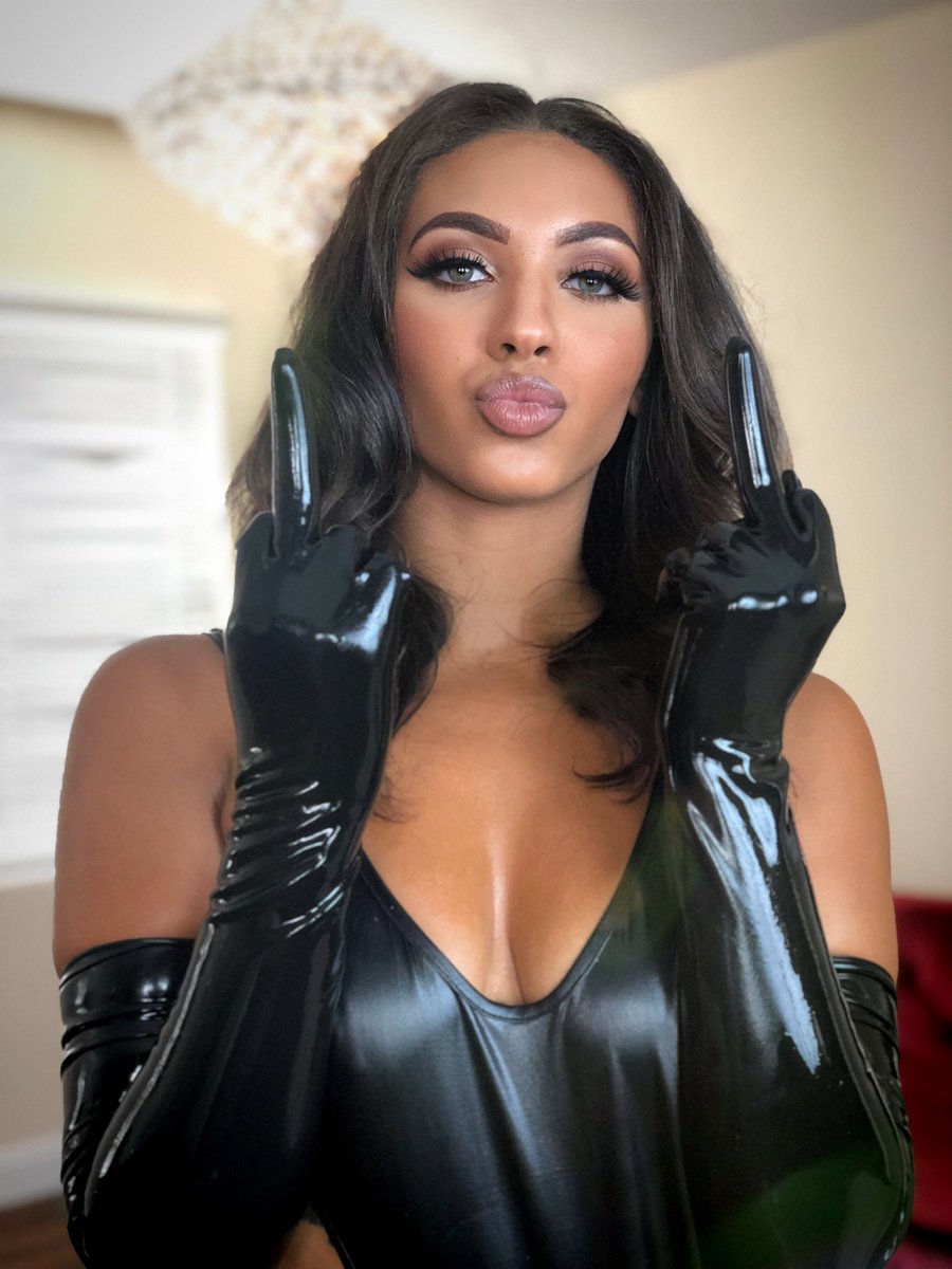 Stacy Cheeks tweet media