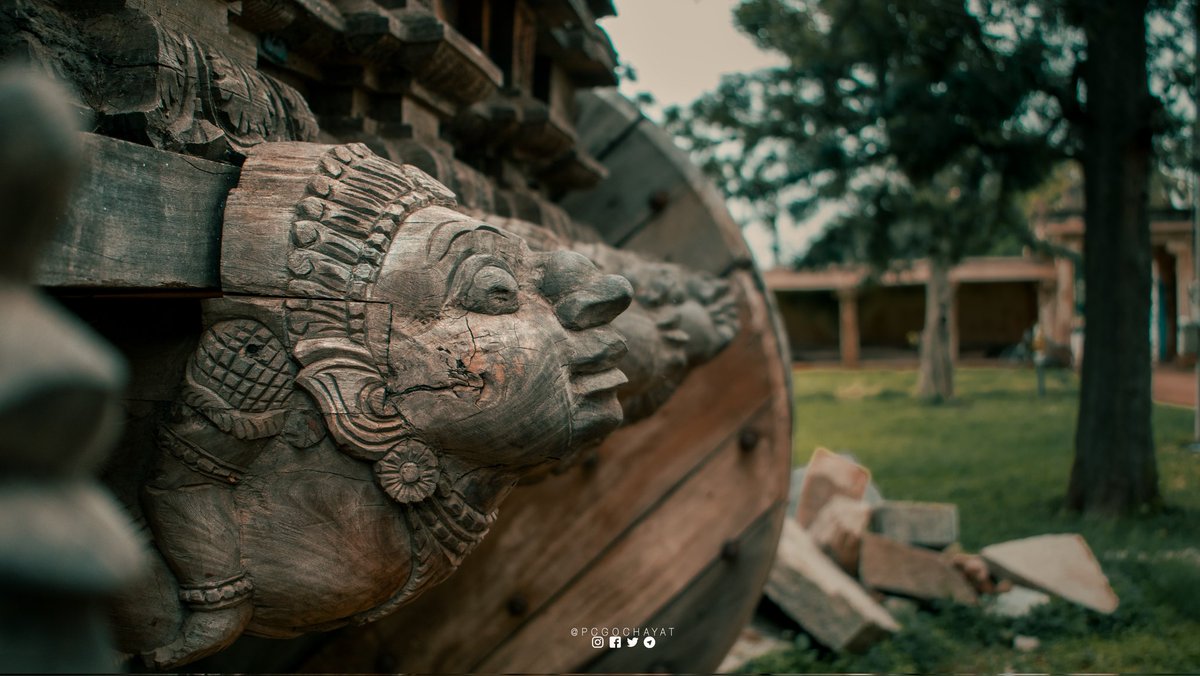 The Wooden Face. #ThroughYourLens

Nikon D5300, AF-S NIKKOR 70-300MM F/4.5-6.3G ED VR
f/4, 1/125s, ISO 200, 25mm 

#Nikon #NikonIndia #NikonD5300 #NIKKOR #NikonPhotography #LandscapePhotography #architecture #Wooden #indianarchitecture #karnataka #indiatemple #karnatakatourism