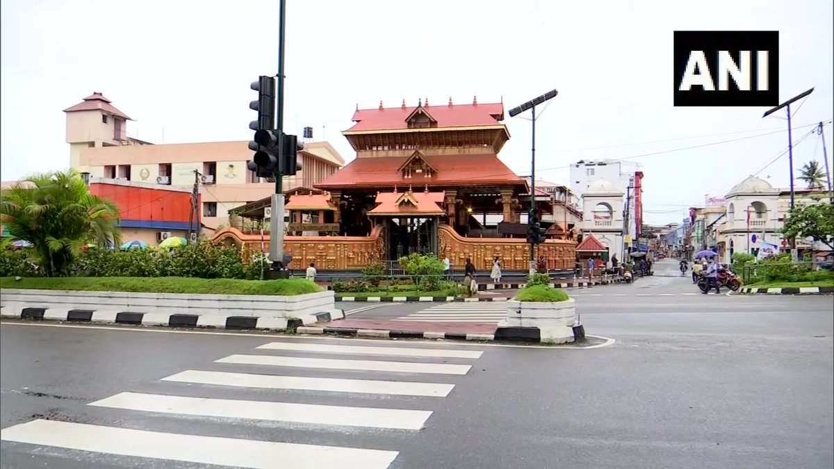 KamboSarbjit's tweet photo. Thiruvananthapuram is closed in support of Bharat Bandh today. Several Trade Unions have supported the Bandh call by SKM.

#आज_भारत_बंद_है https://t.co/9ukbRkVKIS