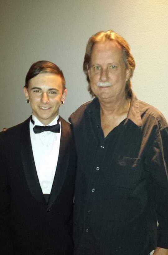 Norman0797's tweet photo. Happy birthday dad. I love and miss you so much. https://t.co/KI1RwuNfEv