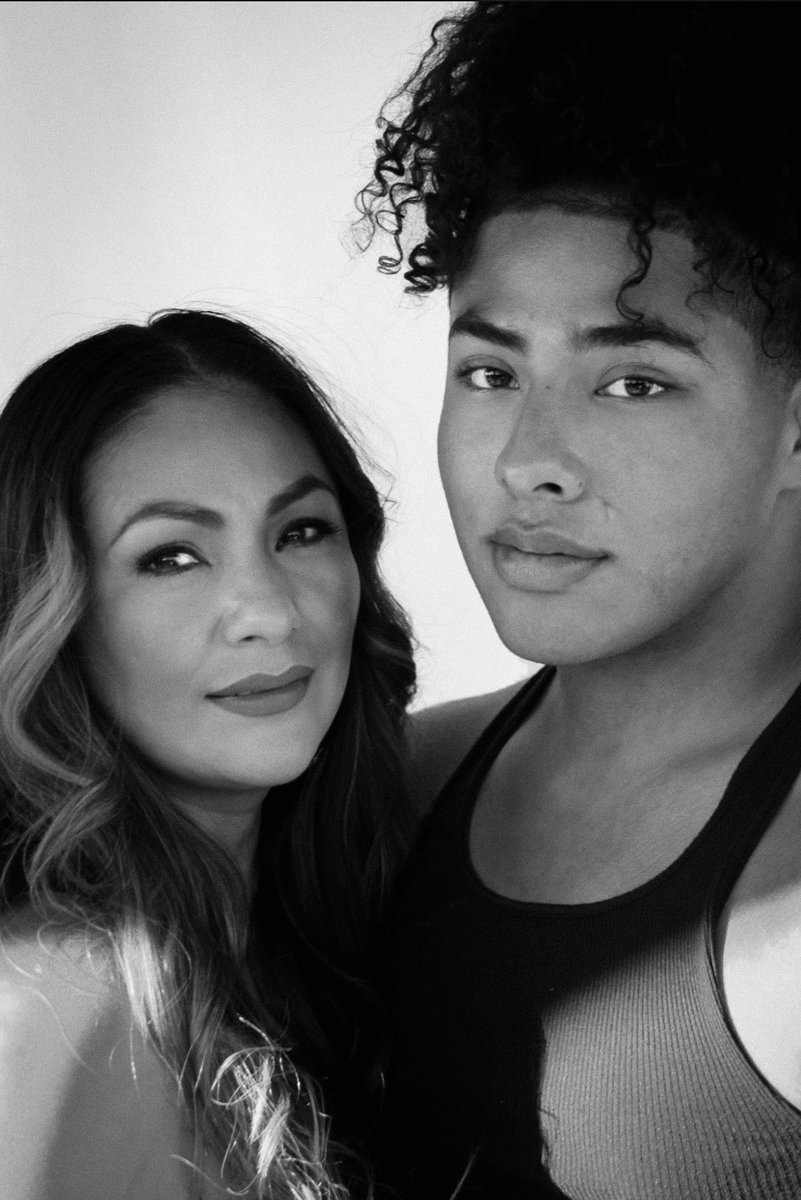 Nandoamayaaa's tweet photo. HAPPY BIRTHDAY MA , love u 💞 https://t.co/qsHkLE4Mvu