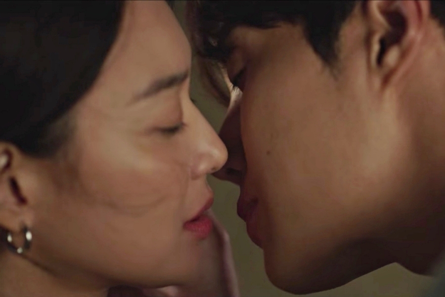 soompi's tweet photo. "#HometownChaChaCha" Soars To Its Highest Ratings Yet
https://t.co/7n6uQmNxlK https://t.co/zkNBax7xKw