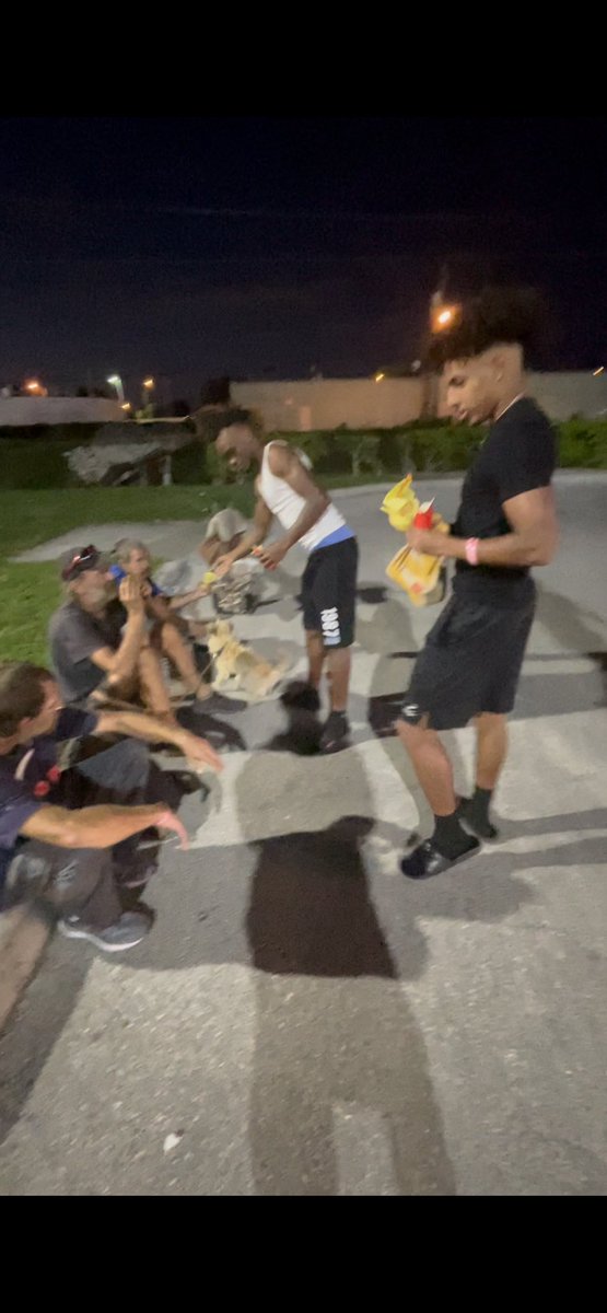 I hate to see homeless people starving on the corner begging for things. Today My brother and i seen these 3 men always out here everyday trying to get food and water so we bought them Food, water, and gave them Money🙏🏽 God Bless Them❤️!