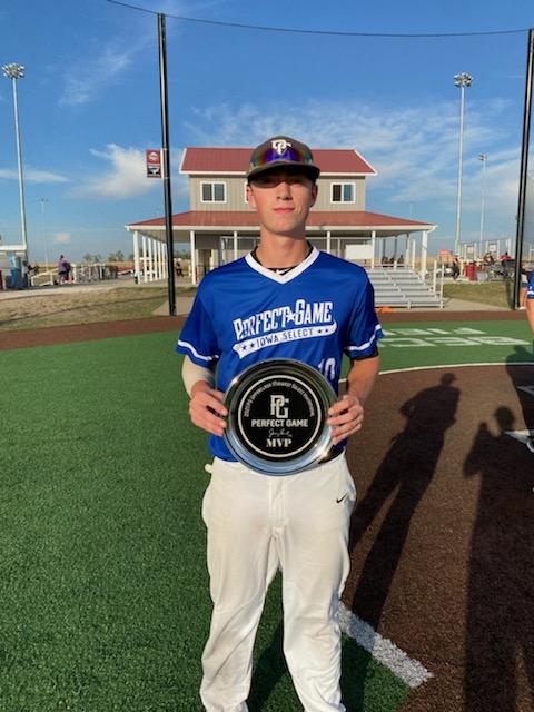 Mvp of the PG Midwest Select Upperclass Championships <a href="/PGIASelect/">Iowa Select Baseball</a> Obermueller MIF Kooper Schulte. Congrats Kooper! #MWSelect