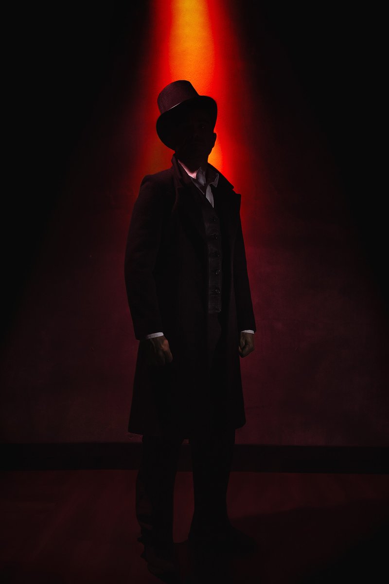 fabiooenning's tweet photo. Na pegada mistรฉrio abrindo a agenda #halloween2021
Bora modelar tambรฉmโ๏ธ๐๐บ๐๐ก๐ธ๐ป๐๏ธ๐
#drJekyll #srHyde #flash #bnw #bw #fabiooenningfotografia #portrait #studioportrait #photostudio #studiolight #photoshop #lightroom #godox #flashphotography #flashmates https://t.co/HFFPOfzKpq