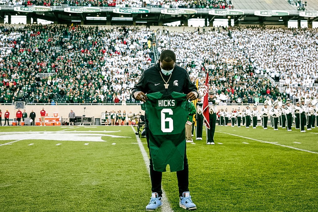 MSU_Football's tweet photo. Mylan, Sam, and Mike’s legacies will live on 💚❤️ https://t.co/UN7vmhIPvR