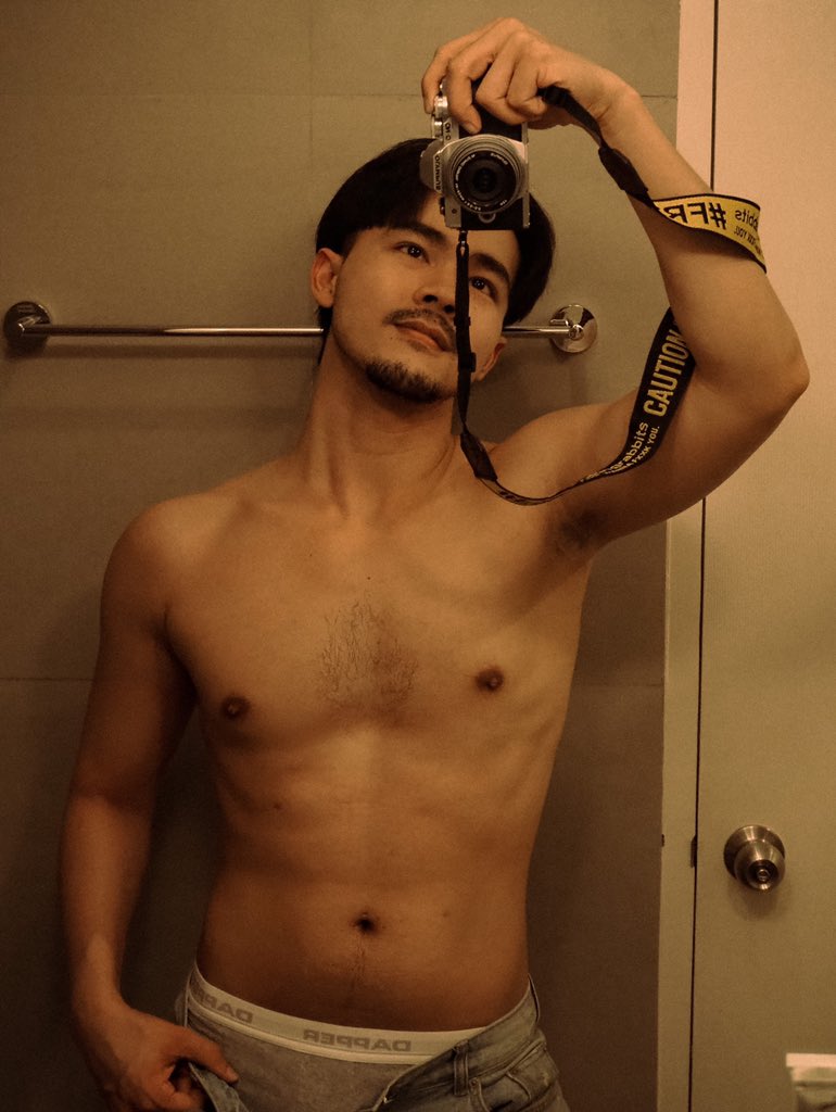 YuNonny's tweet photo. #dapperbrand #dapperthailand #dappereveryday #dappereverymen #สไตล์แดปเปอร์ https://t.co/gyG5vtEBrw
