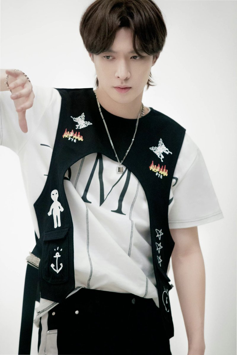 layzsource's tweet photo. HE IS PERFECT https://t.co/Da2aOhq4cl