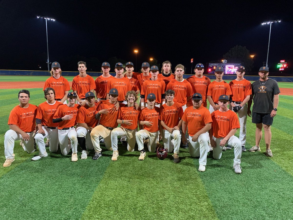 ⁦<a href="/TriStarTitans/">Tri-Star Titans</a>⁩ champions against the 17u ⁦<a href="/TriStarTitans/">Tri-Star Titans</a>⁩