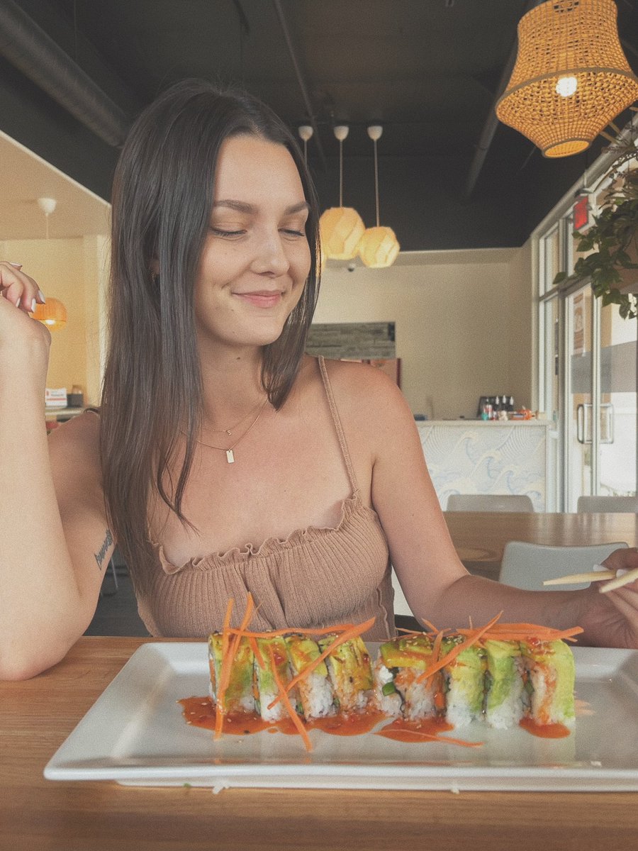 sonia_stenberg's tweet photo. Hope everyone’s weekend went well! I always enjoy gojng out and supporting our local restaurants and business 🍱🤩 #AdPRDogs https://t.co/siWd8moo2x