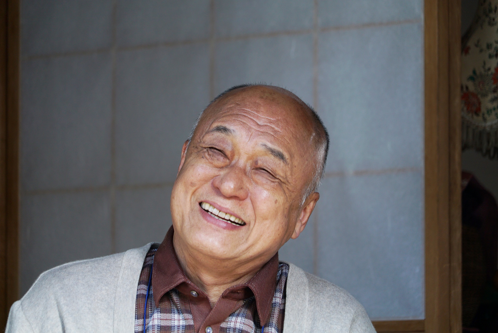 劇場版 きのう何食べた 5 18bd Dvd発売 何食べ ファミリー紹介 筧悟朗 田山涼成 シロさんの父 温和な性格で よくしゃべる久栄に比べて口数は少なく 縁側の座イスが定位置 物静かに優しく家族を見守る 妻の久栄が辛い 劇場版 きのう何食べた 5 18bd Dvd発売 何食べ ファミリー紹介 筧悟朗 田山涼成 シロさんの父 温和な性格で よくしゃべる久栄に比べて口数は少なく 縁側の座イスが定位置 物静かに優しく家族を見守る 妻の久栄が辛い