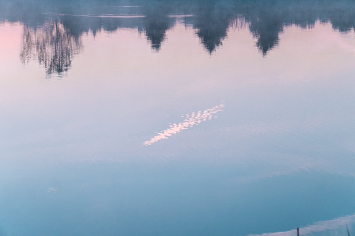 kitarphobia's tweet photo. “LoFi Type Beat” kind of photo to remind you to take some deep breaths and drink water https://t.co/Zw6hEGdn3C