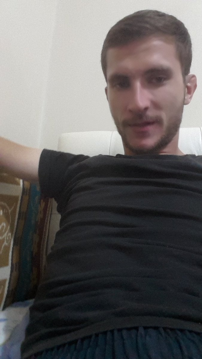 Can03344430's tweet photo. İyimi Geceleer  ... :* https://t.co/C9NkGV4hkv