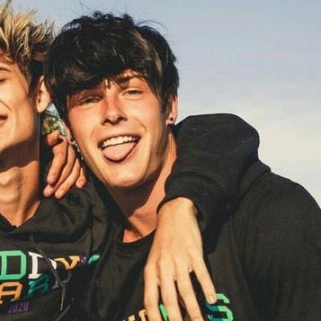 bestofblakegray's tweet photo. https://t.co/rNV7pOELhO