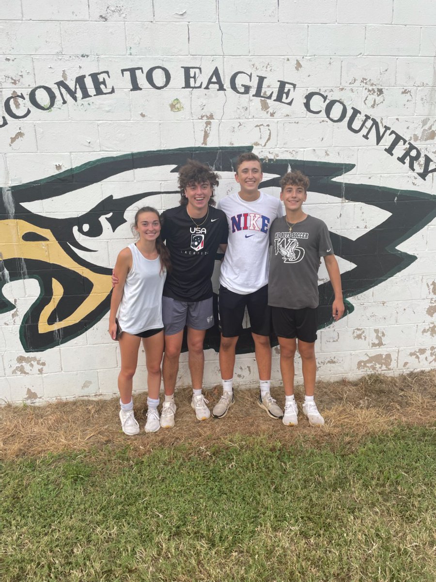 WDHS Class of 2024 tweet media