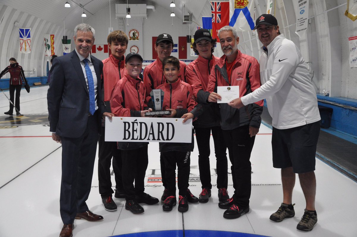pccurling's tweet photo. Merci aux organisateurs, commanditaires et bénévoles du premier tournoi @PCCC_U18 et félicitations aux gagnant(e)s.

Thank you to the organizers, sponsors and volunteers of the first @PCCC_U18 Bonspiel and congratulation to the winners. https://t.co/rbG10ZXvLc