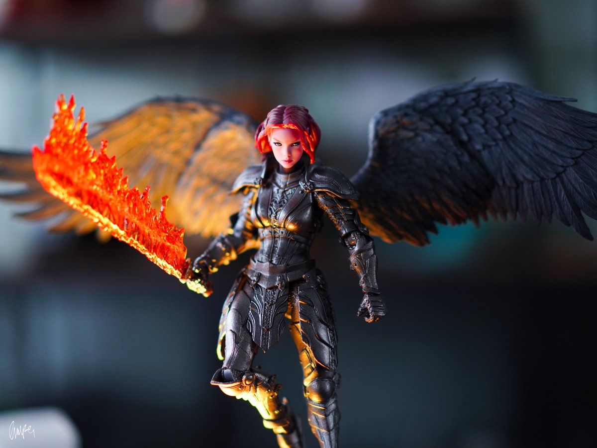 Mufefi's tweet photo. The black wings
Use mcfarlane Wings from Tyrant #mythiclegions https://t.co/8RXzFBEM8D