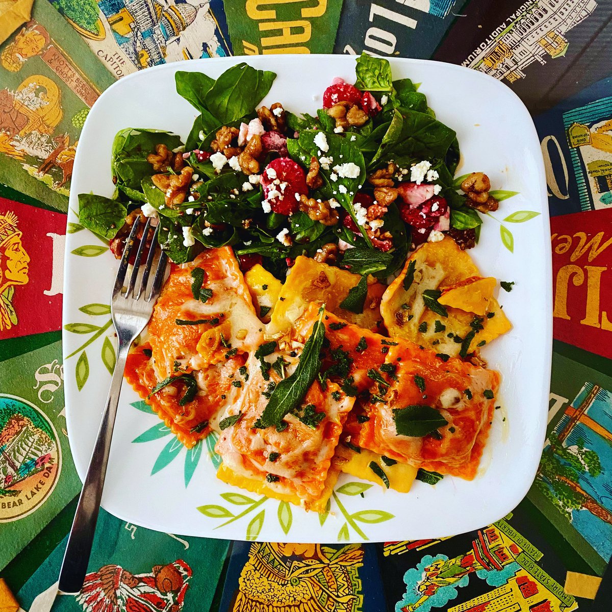 A nod to the changing seasons: strawberry, feta spinach salad with balsamic glaze and candied walnuts, paired with pumpkin ricotta ravioli gently tossed in olive oil and Romano cheese, and sprinkled with fried garlic and sage 🍁🍂