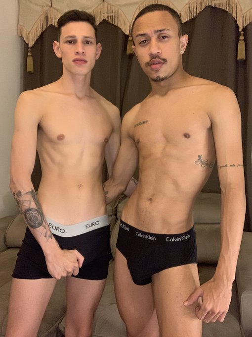 Video novo com ele @carloseduaardof  🎥😈🤤🍆 dispon&iacute;vel no onlyfans   https://t.co/hKNCkqfVJt https://t<a class="tags" target="_blank" title="On Twitter" href="/?out=eyJ0eXAiOiJKV1QiLCJhbGciOiJIUzUxMiJ9.eyJpYXQiOjE3MjA5NTI0NjUsImlzcyI6InR3cG9ybnN0YXJzLmNvbSIsIm5iZiI6MTcyMDk1MjQ2NSwiZXhwIjoxNzUyNDg4NDY1LCJyZWRpcmVjdF91cmwiOiJodHRwczovL3R3aXR0ZXIuY29tL2Nhcmxvc2VkdWFhcmRvZiJ9.jJnnwlLjZnXEbm2Ns0bTjdR-FF0DlhRvnChO8FYNXlP05RXSMhfU2NO9MFrNrVSQznCVmw_AI0Kh0KmxAtNXVw">@carloseduaardof</a><a href="/tag/twinks"class="tags"><span>#twinks</span></a>