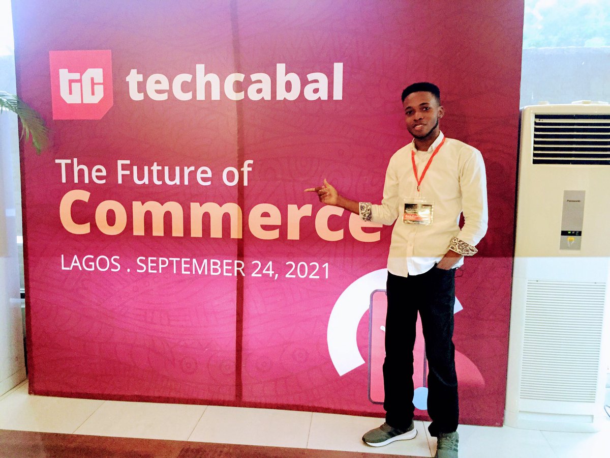 Repping @LoystarInc x @uPayng at the #FutureofCommerce 
@TechCabal did a thing 👌🏽

#FoC2021