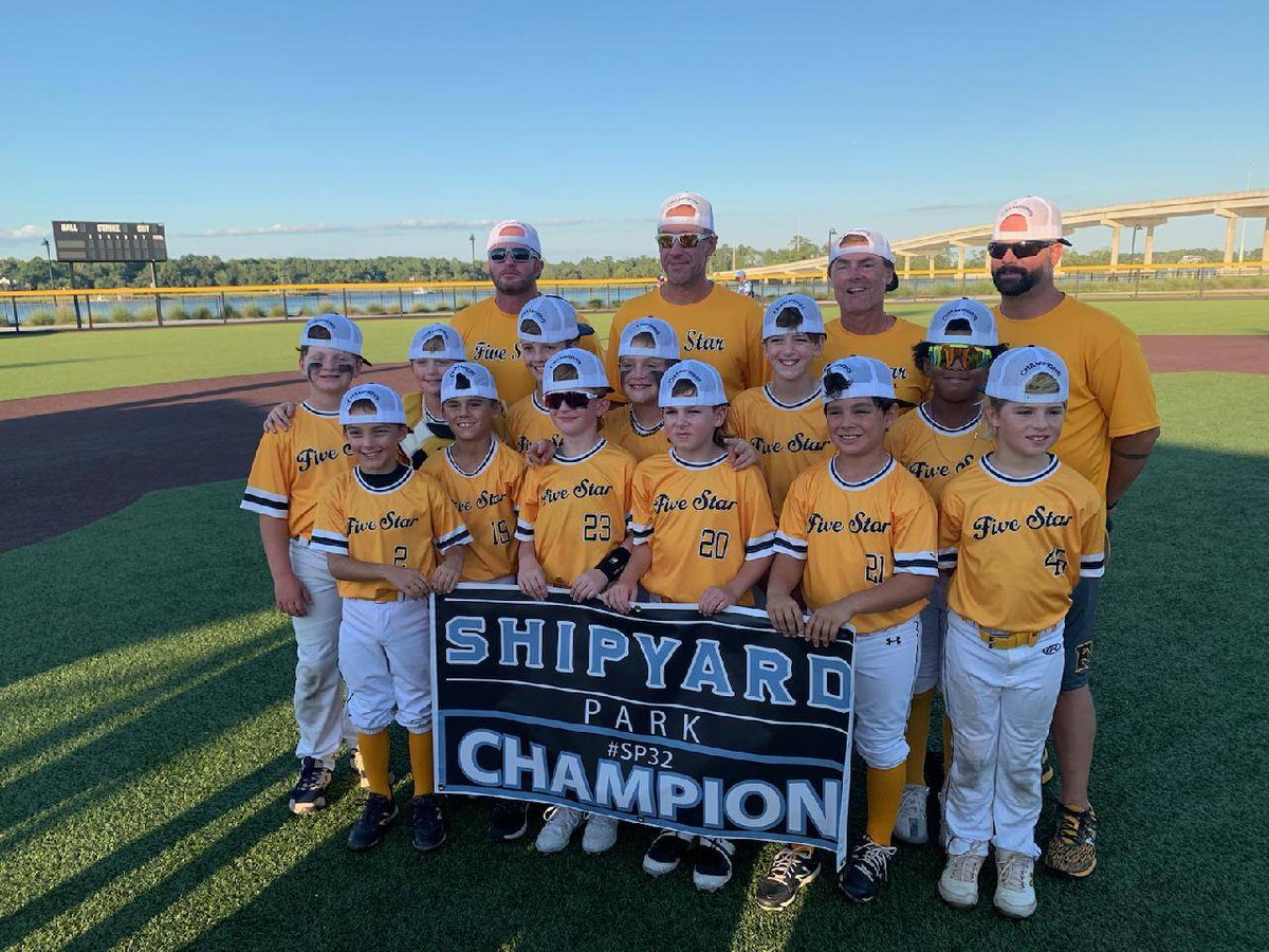 TheShipyardPark's tweet photo. #SP32 #Champions of the 10u are the #FiveStarNational from VA!
#ShipyardPark #Anchorbat #SwigandSwine https://t.co/xtYqu9B4kO