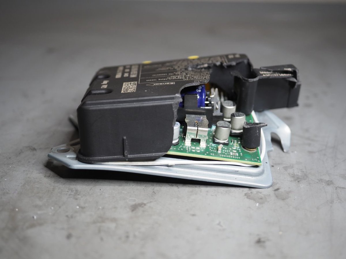 burgers_n_bytes's tweet image. High speed impact?

We can get crash data from that!              Did you know crash data recorded in airbag control modules (black boxes) are typically stored in external EEPROMs and/or microcontrollers. 

#crashanalysis #vehicleforensics #dfir