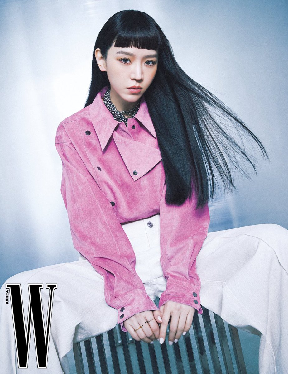 shinhs_archive's tweet photo. 더블유 코리아 이자벨 마랑 21FW 신혜선 https://t.co/NFZ7YvF2sV