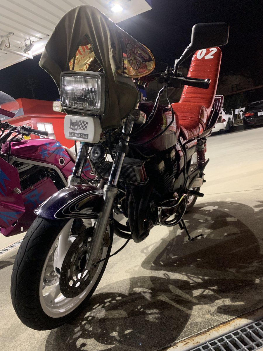 RETSU84's tweet photo. 書くの忘れとった🥺
土曜はお疲れ様でした！
オイル漏れは応急処置でギリギリ間に合ったけど、まだおもらし中です。
コールバトルしていただいた方ありがとうございました！
写真や動画あったらください🤭
＃音色
＃エンジン死ぬまで万回転〜 https://t.co/eCNEIzQOG6