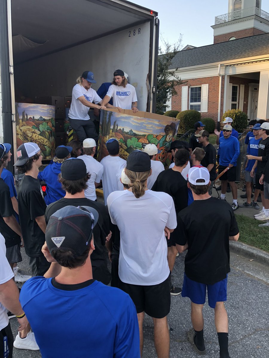 BCNadoBaseball's tweet photo. Boys made quick work of 1600 pumpkins today for Brevard First United Methodist Church. Feels good to be back out in the community lending many a helping hand https://t.co/C2TrzRQk5p