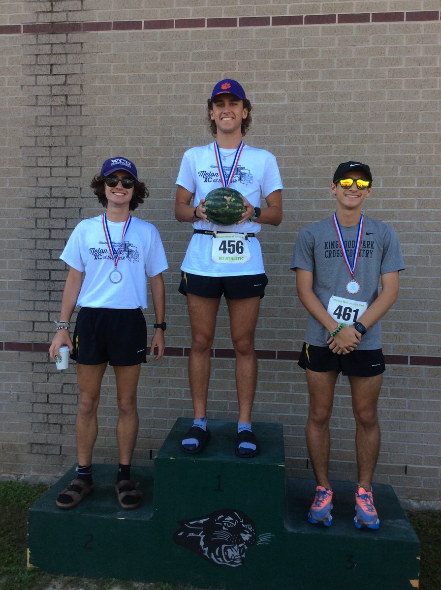 Ackerman_kphs's tweet photo. @TheKParkBoysXC  We did this! #melonrun #goldfightwin https://t.co/w4ptZRDL1Q