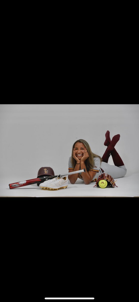 breez_y22's tweet photo. Change of scenery, same mission.  LETS ROW THE BOAT〽️❤️‍🔥! So exited to be a Gopher with the best, had the best time this weekend with my future family. Couldn’t be more thankful! #committed #AGTG @RitterPiper @_HashtagWynning @KatieRich26 @GAImpact00Lewis @GopherSoftball https://t.co/KPQlVj6o0E