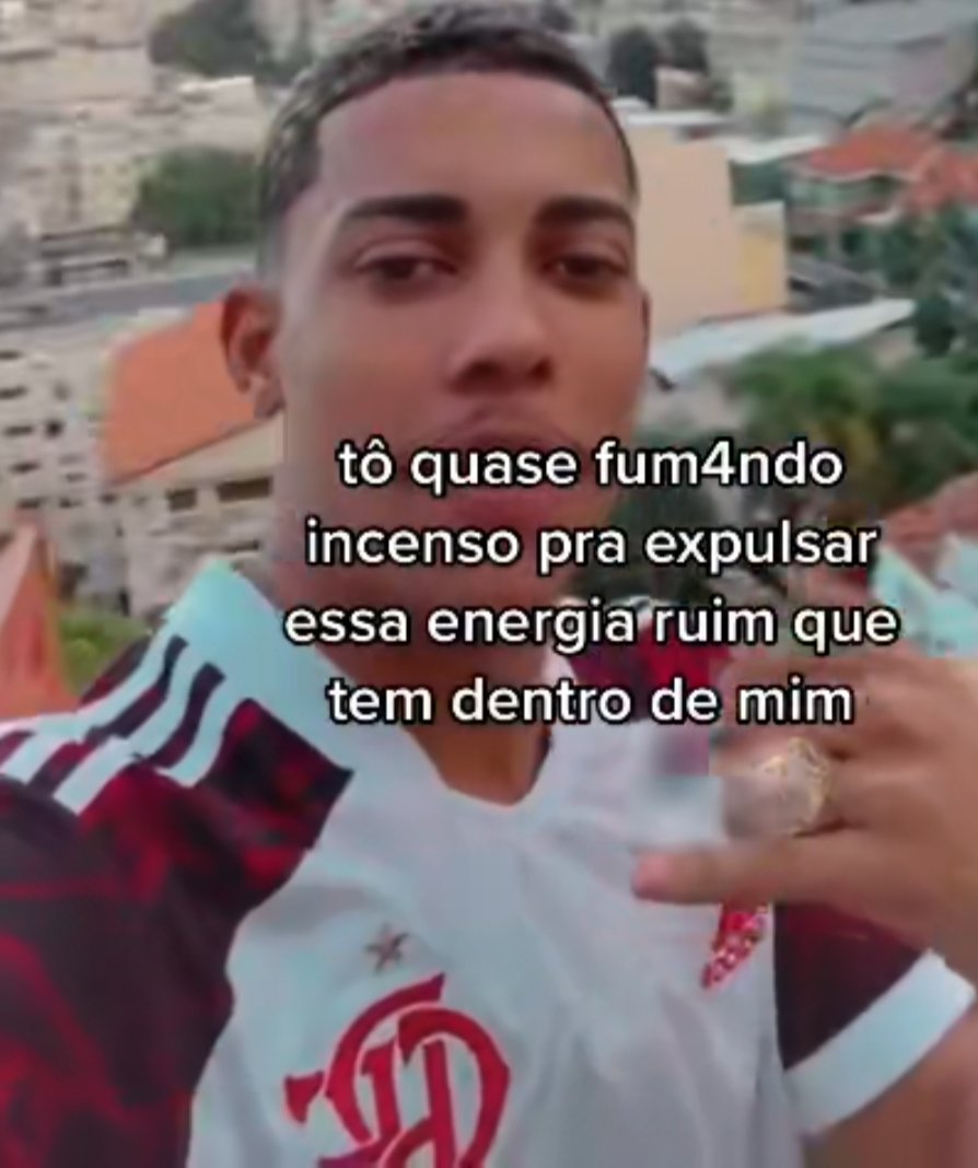 gabi tweet media