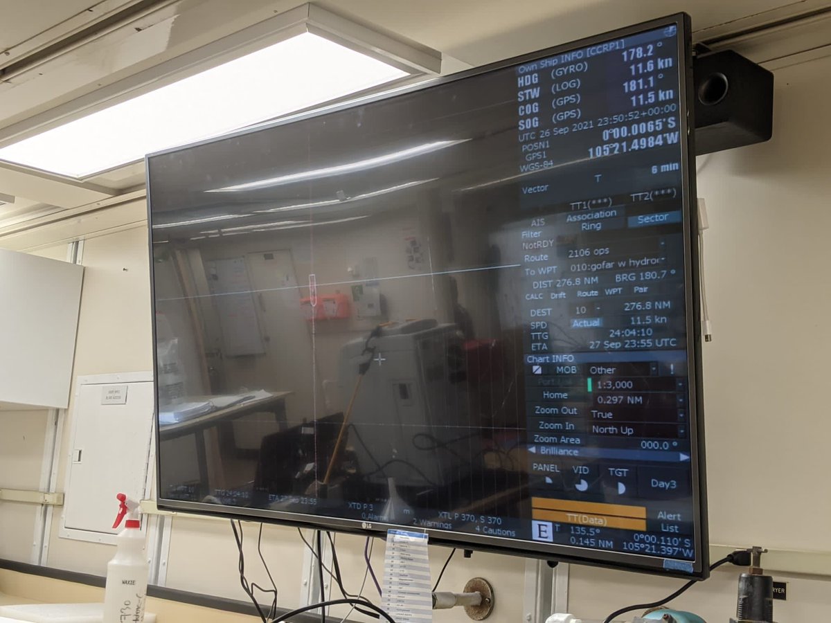 PLUME RAIDERS (RR2106) tweet media