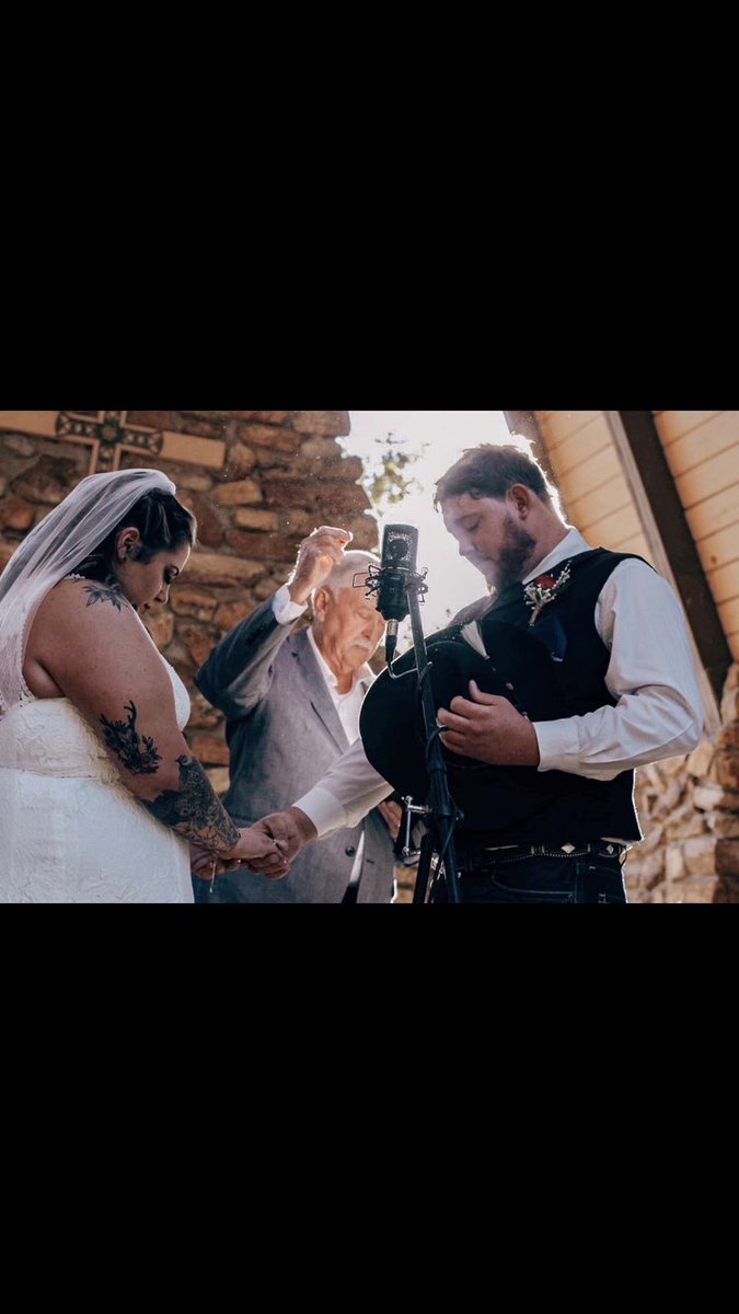 _charity15's tweet photo. And just like that we’re married 🥺🥳🥳🥳 https://t.co/4X1bi7sth4