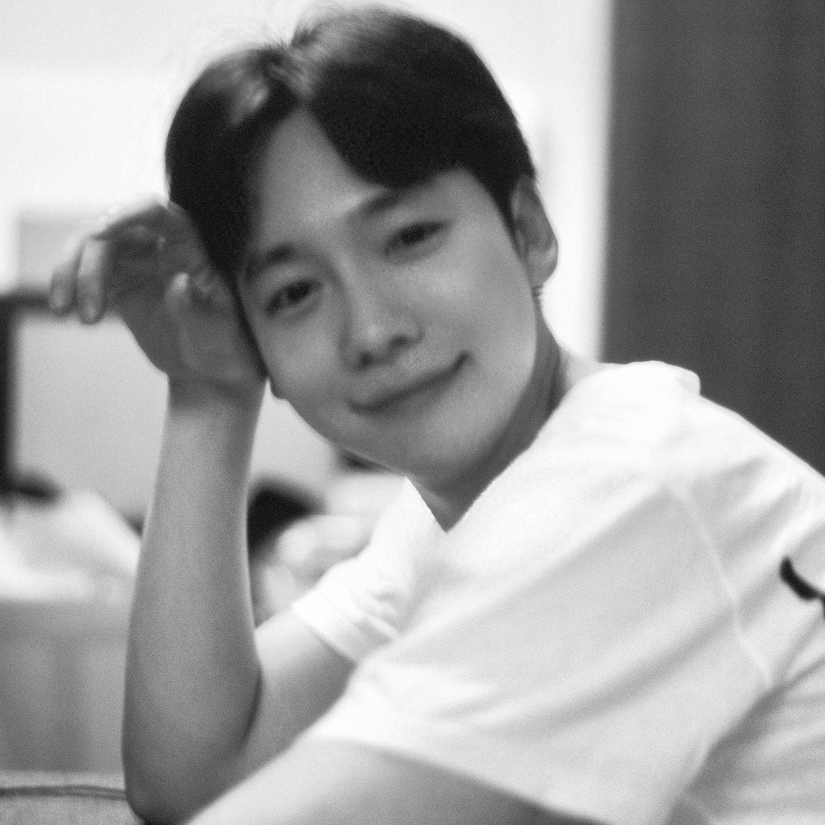 official__yoon's tweet photo. 우리 이뿌니 맏내 김지누의 생일을 축하합니다💙 #HappyJinuDay #HeyitsJinuDay https://t.co/KQwu9EXBfK