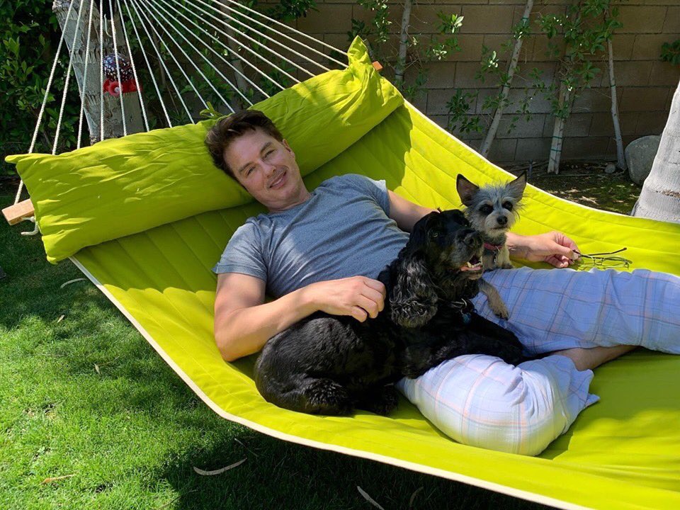 Just an <a href="/JohnBarrowman/">John Barrowman MBE</a> appreciation post. Have a lovely Sunday evening! #WeStandWithJohnBarrowman