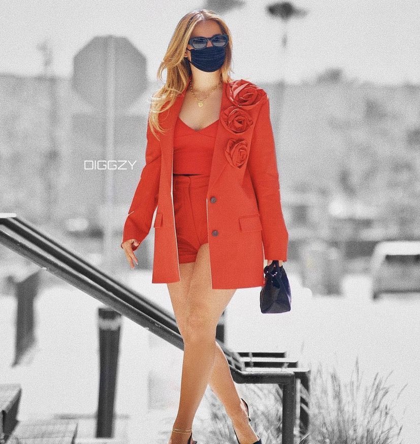 manathesunrae's tweet photo. #15DaysWithAddi day five: favorite look https://t.co/ReaX3lhMFU