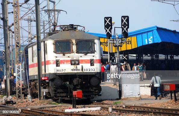 Chetram96645096's tweet photo. #railway_groupd_examdate.               #railway_groupd_examdate              Railway mantri Ashwin Vaishnav.        Pm Narendra Modi.                               BJP Sarkar chor https://t.co/z2vcFvwBxg
