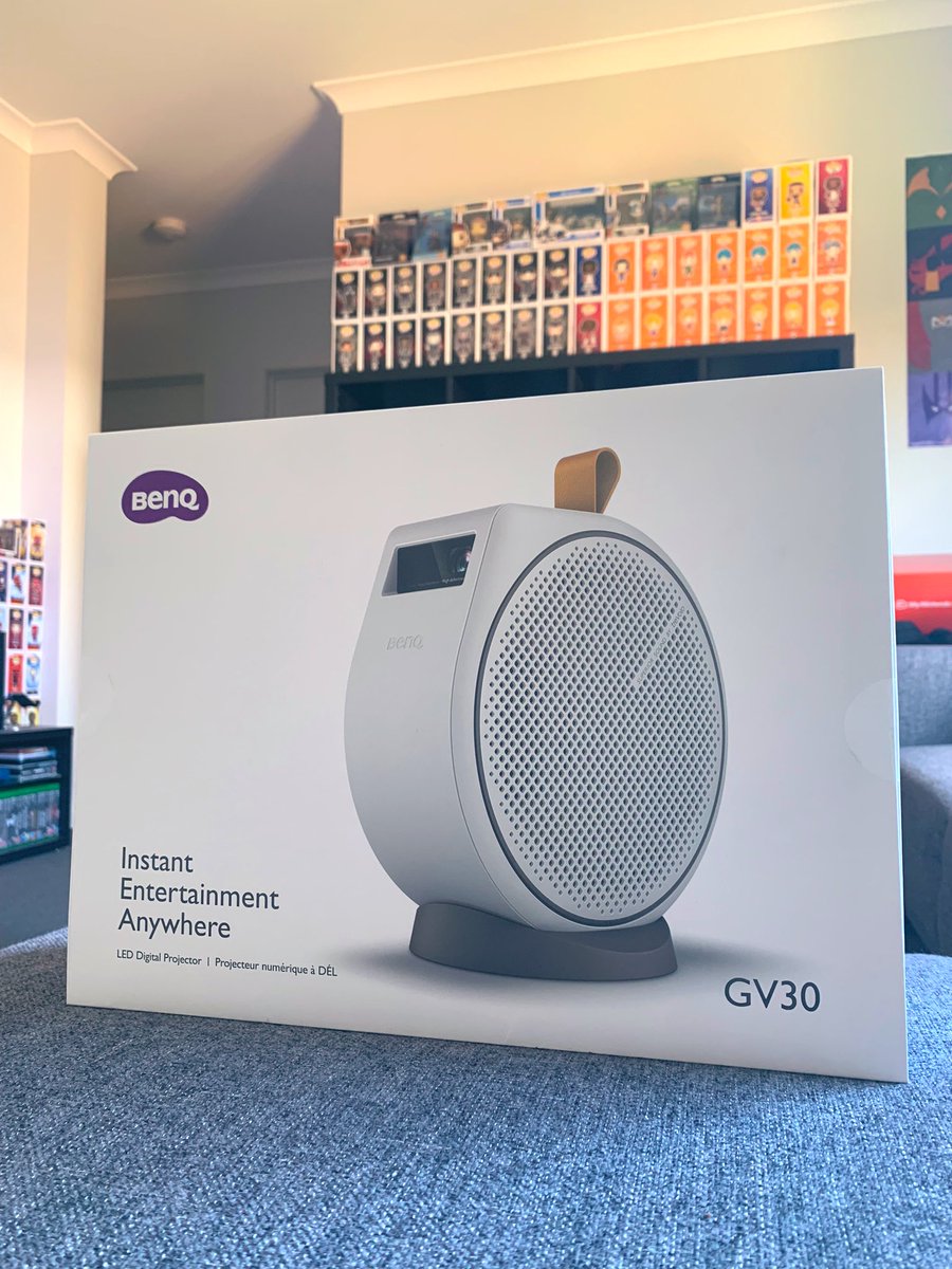 xeneriith's tweet image. How cool is this projector 😍😍
What a great start to the week with this nice surprise from @BenQ_AU! Thank you so much! 🙏🏽🙏🏽 I can’t wait to use this for movie/games night with the fam 🙌🏽

Stay tuned for some proper pics/a review coming soon friends 🤙🏽

#BenQGV30 #GV30 #gifted
