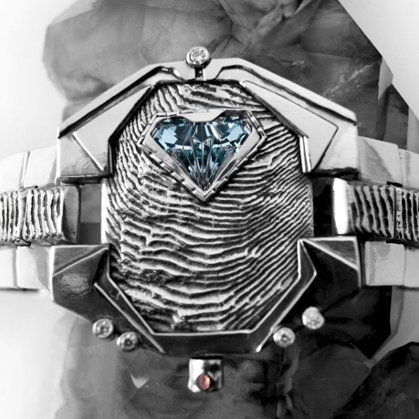 Buddy__Austin's tweet photo. Time is a gem we harness. Timeless Series: Handmade in Sterling Silver and White Gold w/ Aquamarine and Diamonds

#buddyaustin #thirdeyeassembly #madeinseattle #handmadejewelry #artisanjewelry #artisanmade #customjewelry #oneofakindjewelry #jewelryartist #goldsmith #luxurywatches https://t.co/nVr3iI21G6